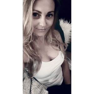 Meet your Posher, Mel